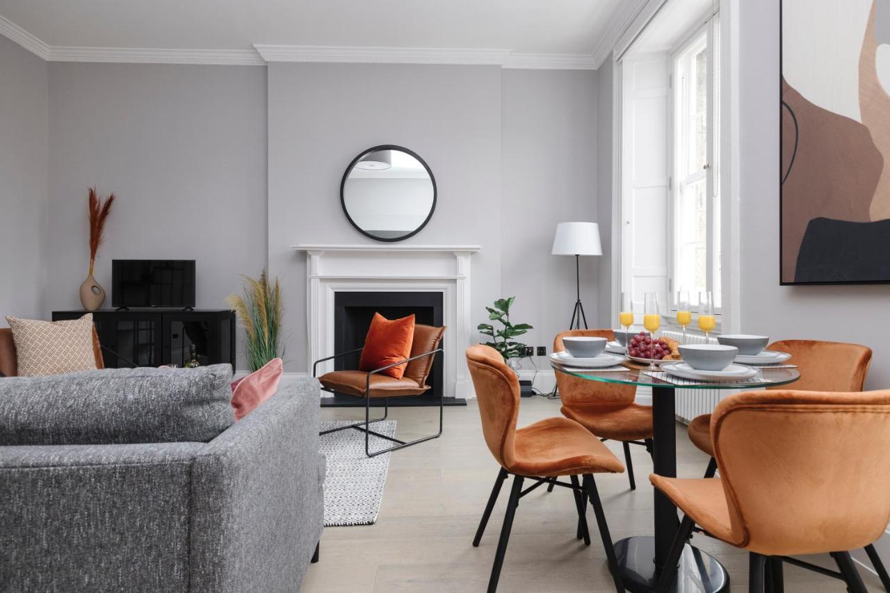 Joivy Luxurious Apt On Notable George Street 에든버러 외부 사진