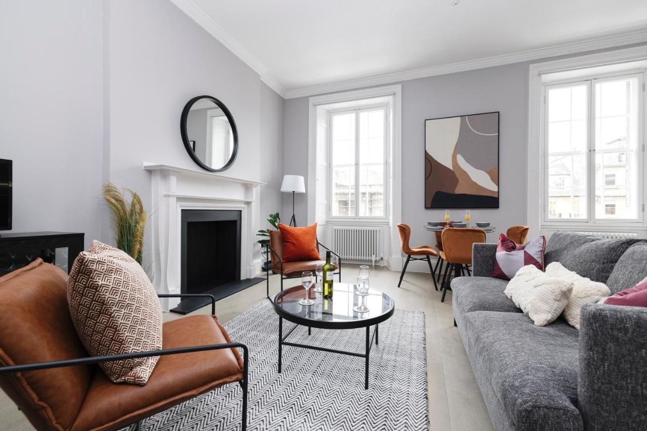 Joivy Luxurious Apt On Notable George Street 에든버러 외부 사진
