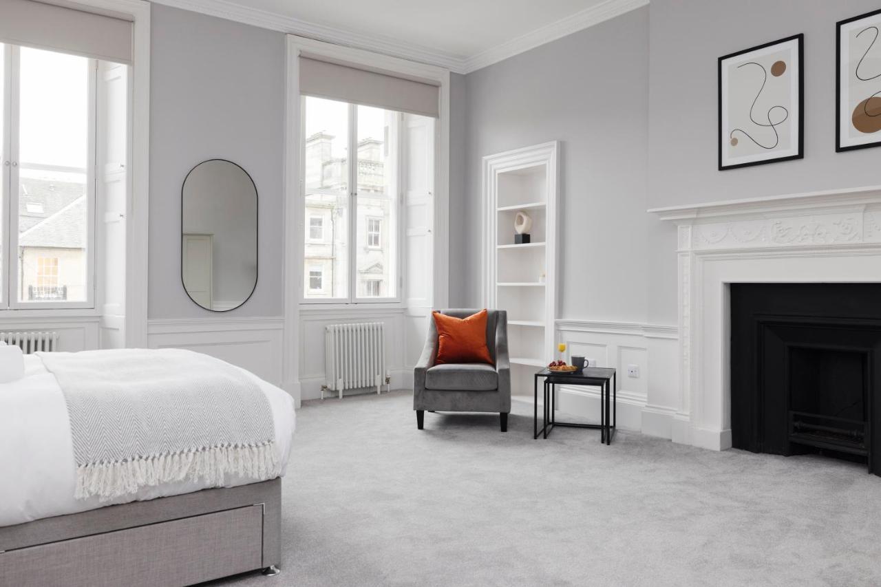 Joivy Luxurious Apt On Notable George Street 에든버러 외부 사진